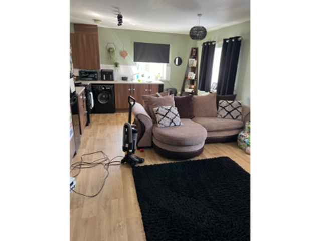 Kitchen/Dining area